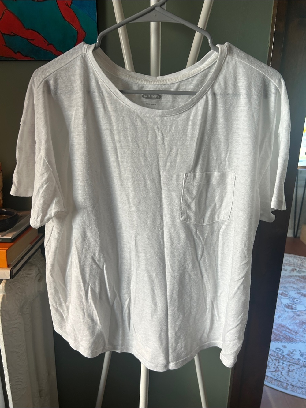 Old Navy Women's White Short-Sleeve Pocket Tee